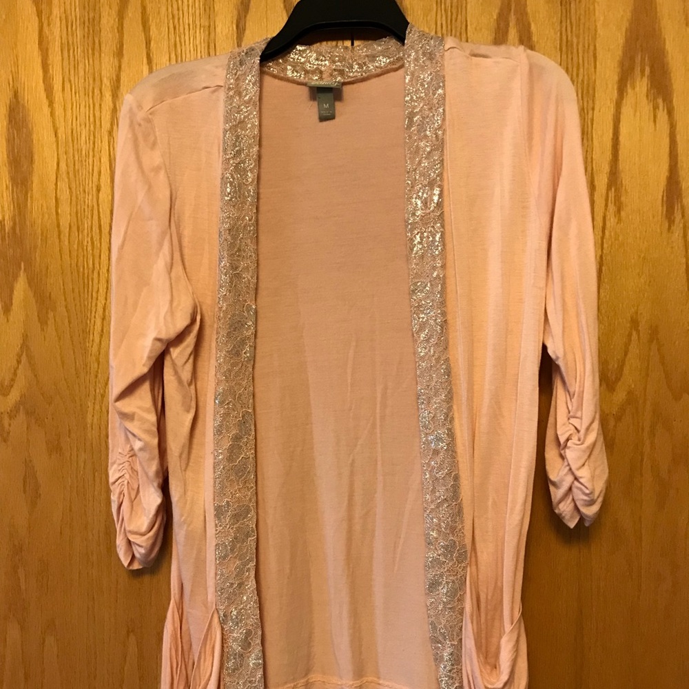 Pink cardigan w/ pockets